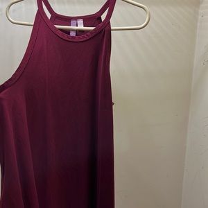 Maroon sleeveless dress